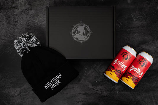 BEER AND BOBBLE HAT GIFTBOX // HEATHEN 440ML // BLACK BOBBLE HAT