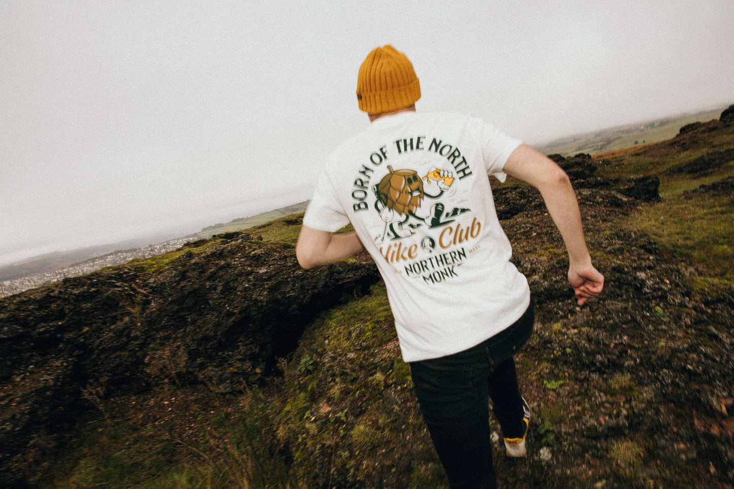 HIKE CLUB TEE